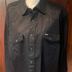 Vintage Black Wrangler Button up